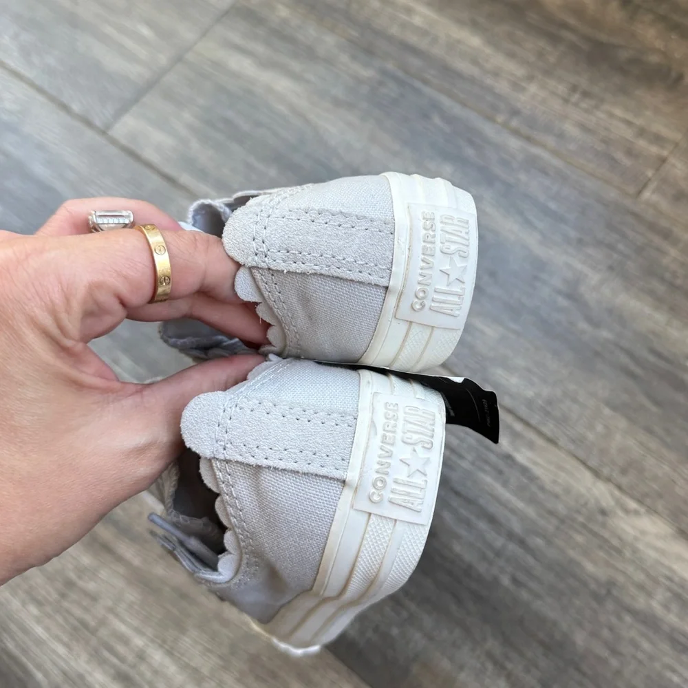 Converse brand new